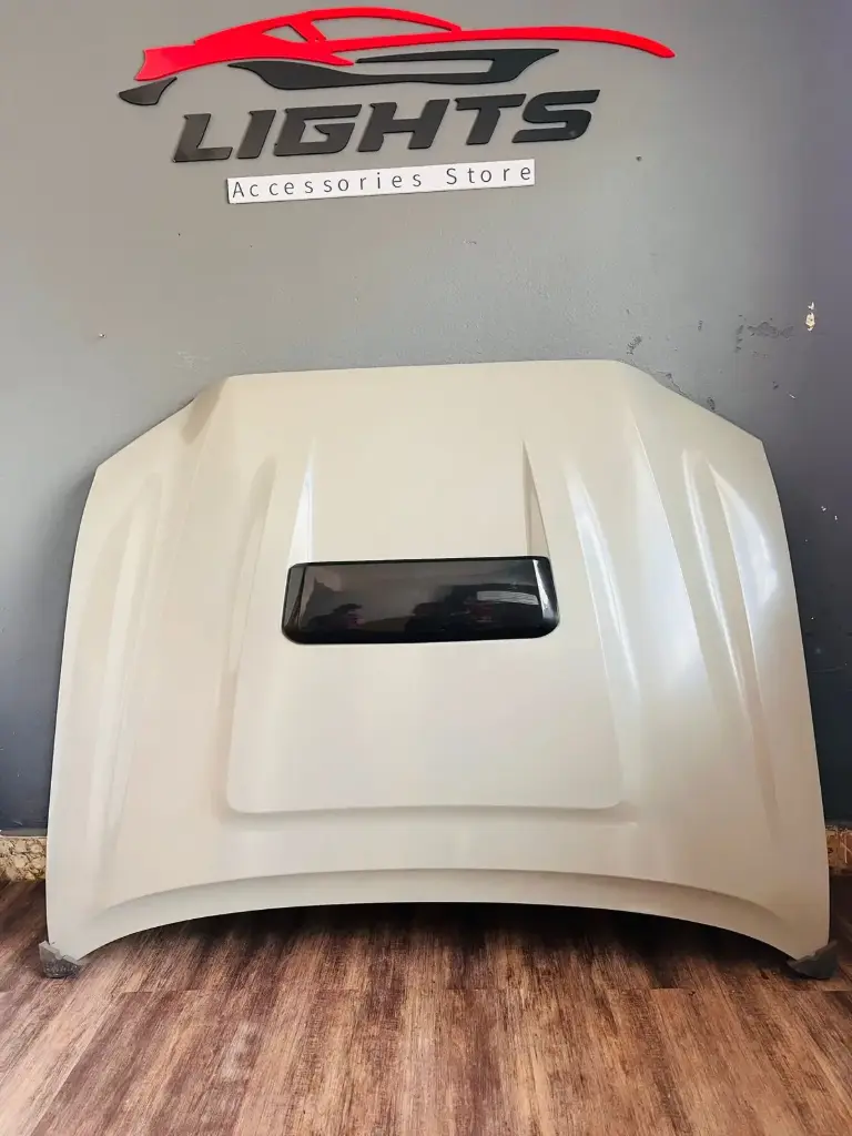 Tonó compatible con  Toyota Tacoma 2016-2023.